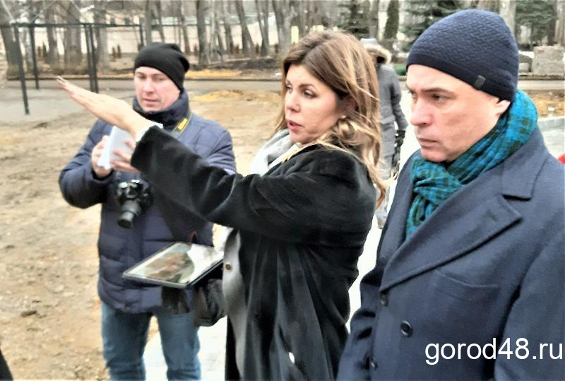 «Господь Бог помогает дурачкам, новичкам и тем, кто делает добрые дела» «Господь Бог помогает дурачкам, новичкам и тем, кто делает добрые дела»