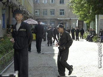 В колониях и тюрьмах Липецкой области начат сбор средств для пострадавших в Южной Осетии В колониях и тюрьмах Липецкой области начат сбор средств для пострадавших в Южной Осетии