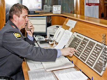 Четеверо в масках ограбили предпринимателя Четеверо в масках ограбили предпринимателя