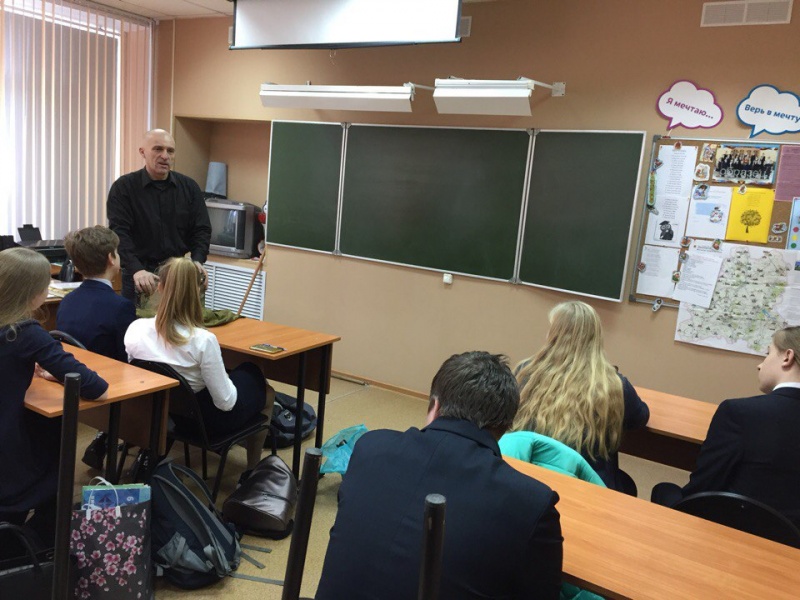 Липецкие поисковики провели урок мужества Липецкие поисковики провели урок мужества