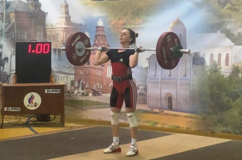 Самая сильная женщина Липецкой области в чемпионате России лишь 6-я Самая сильная женщина Липецкой области в чемпионате России лишь 6-я