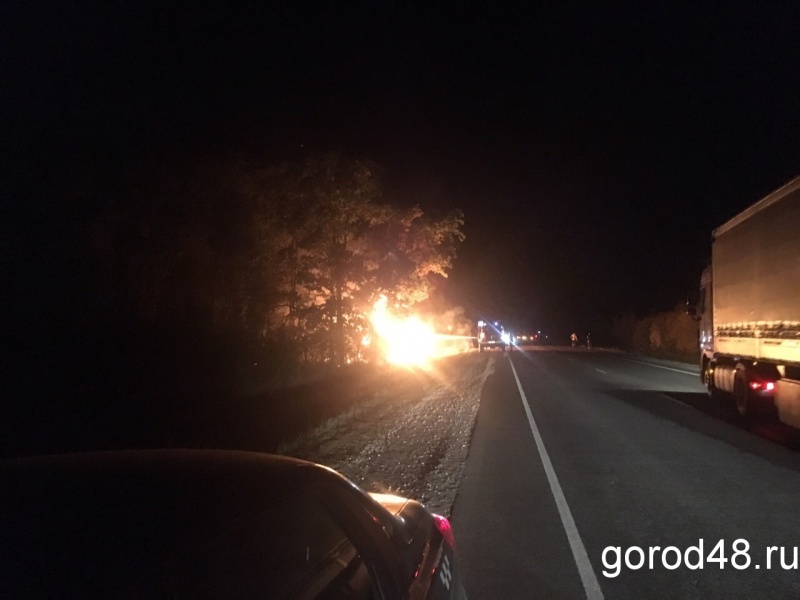 В жутком ДТП под Липецком погиб человек В жутком ДТП под Липецком погиб человек