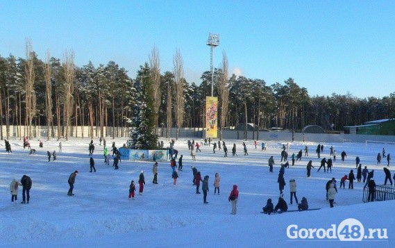 Каток липецк парк. Парк НЛМК Липецк каток. Липецк каток в парке НЛМК. Каток Новолипецк Металлург Липецк. ФОК Новолипецкий каток.