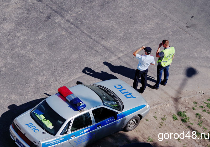 Автоинспекторы выявили 2625 нарушений правил дорожного движения Автоинспекторы выявили 2625 нарушений правил дорожного движения