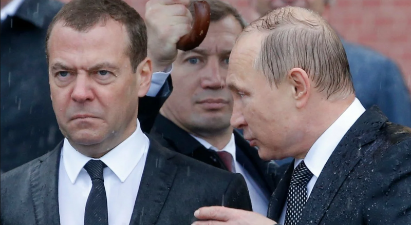 Липчанина оштрафовали из-за обращений к Путину и Медведеву Липчанина оштрафовали из-за обращений к Путину и Медведеву