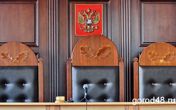 Липчанин сломал ногу полицейскому Липчанин сломал ногу полицейскому