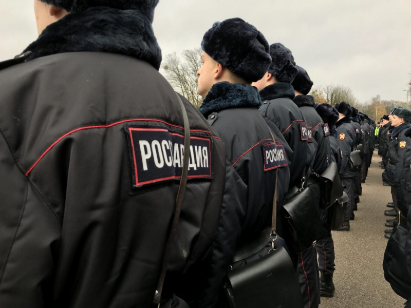 Сотрудник Росгвардии покончил с собой в Екатеринбурге Сотрудник Росгвардии покончил с собой в Екатеринбурге