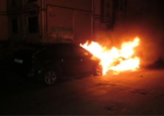 Рано утром в Липецке сгорели «УАЗ Патриот», «BMW» и «Волга» Рано утром в Липецке сгорели «УАЗ Патриот», «BMW» и «Волга»