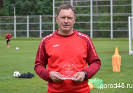 Сергея Машнина из «Металлурга» вновь признали лучшим тренером месяца