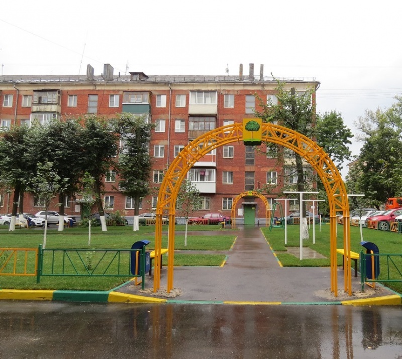 В Туле установили арки с гербом Липецка В Туле установили арки с гербом Липецка