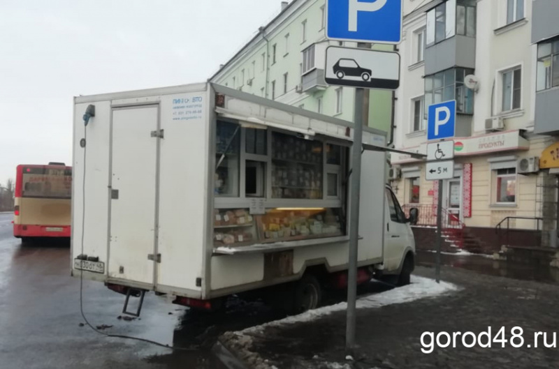 Липчан бесит «автолавка-инвалид» Липчан бесит «автолавка-инвалид»