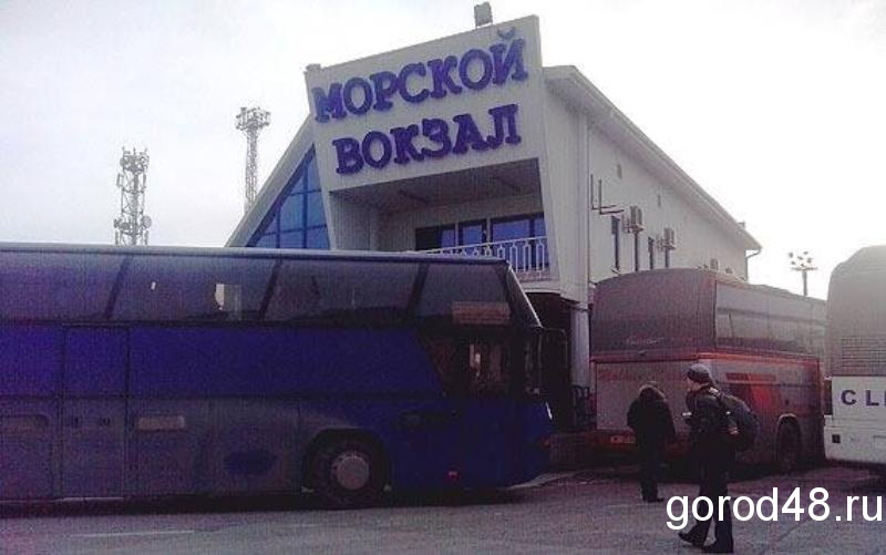 Липчанин просит поддержать крымских рабочих Липчанин просит поддержать крымских рабочих