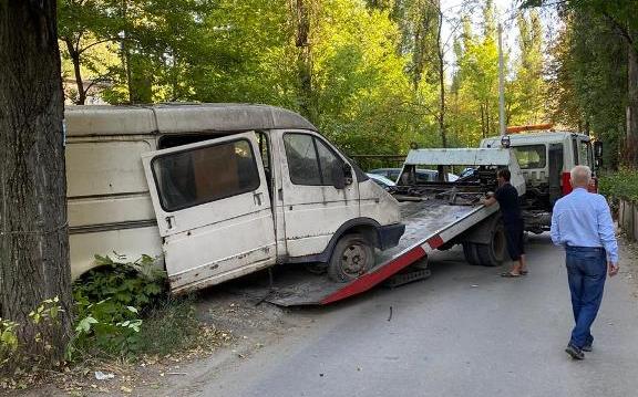 Газель кидает по дороге причины