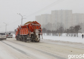 На дороги Липецка вывели 27 единиц снегоуборочной техники, в регионе — 78 машин