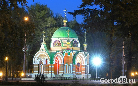 В Липецке подростки обокрали часовню Петра и Павла В Липецке подростки обокрали часовню Петра и Павла
