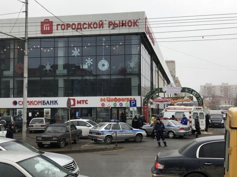В Ставрополе людей эвакуируют из 13 соцобъектов В Ставрополе людей эвакуируют из 13 соцобъектов