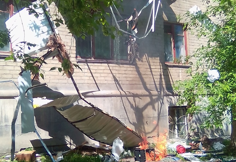 В Челябинске в жилом доме произошел взрыв В Челябинске в жилом доме произошел взрыв