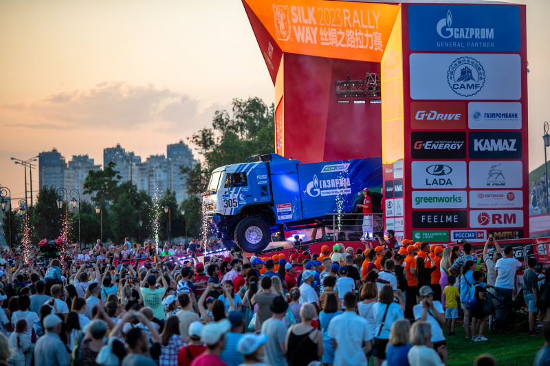 Из Казани стартовало ралли «Шелковый путь», 15 июля участники гранд-тура гонки приедут в Липецк