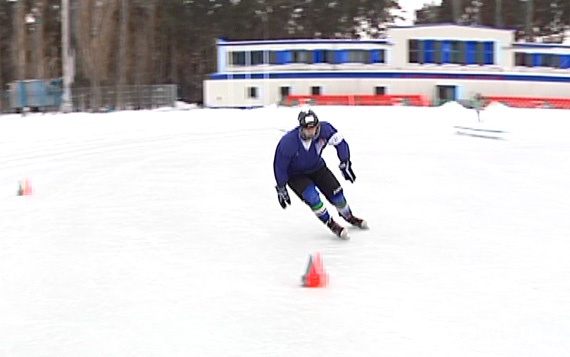 Липчанин Артем Логунов хочет выступить на Red Bull Crash Ice Липчанин Артем Логунов хочет выступить на Red Bull Crash Ice