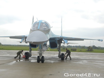 Два новых Су-34 поступают на вооружение Липецкого авиацентра Два новых Су-34 поступают на вооружение Липецкого авиацентра