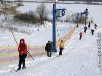 Горка 48. Липецк горнолыжный курорт горка 48. Горнолыжная база Липецк. Горнолыжный склон Липецк. Лыжная база Липецк.