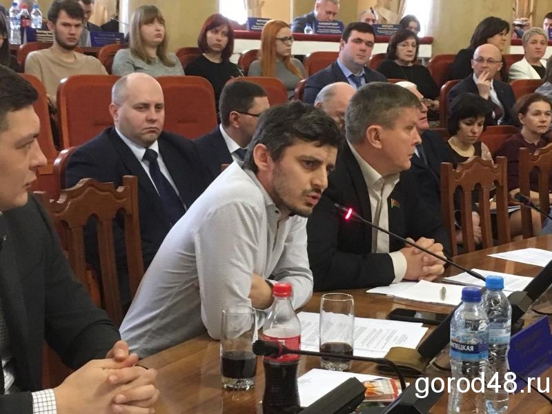 Олег Хомутинников возмутился предложенной врио губернатора кандидатурой Николая Тангинцева Олег Хомутинников возмутился предложенной врио губернатора кандидатурой Николая Тангинцева