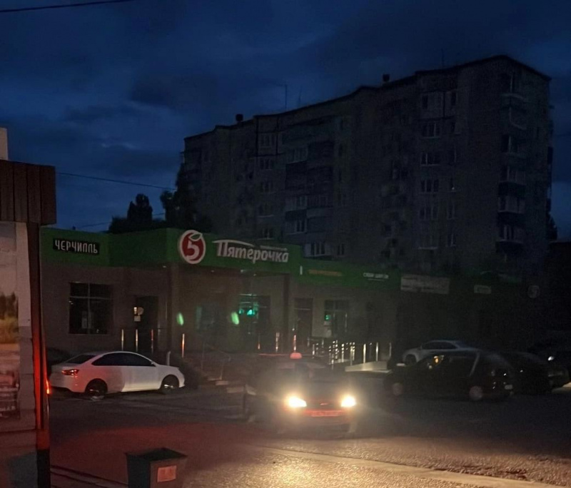 Целый район остался без света в Ельце пока в другой части празднуется день города