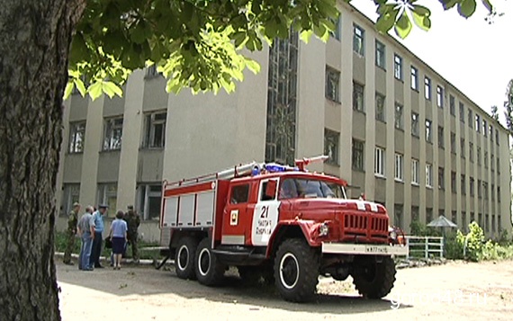 Прокуроры проверяют как в селах соблюдается противопожарный режим Прокуроры проверяют как в селах соблюдается противопожарный режим