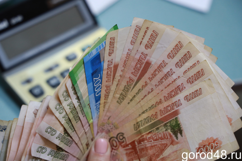 Сотрудникам строительной компании выплатили больше миллиона рублей долгов по зарплате