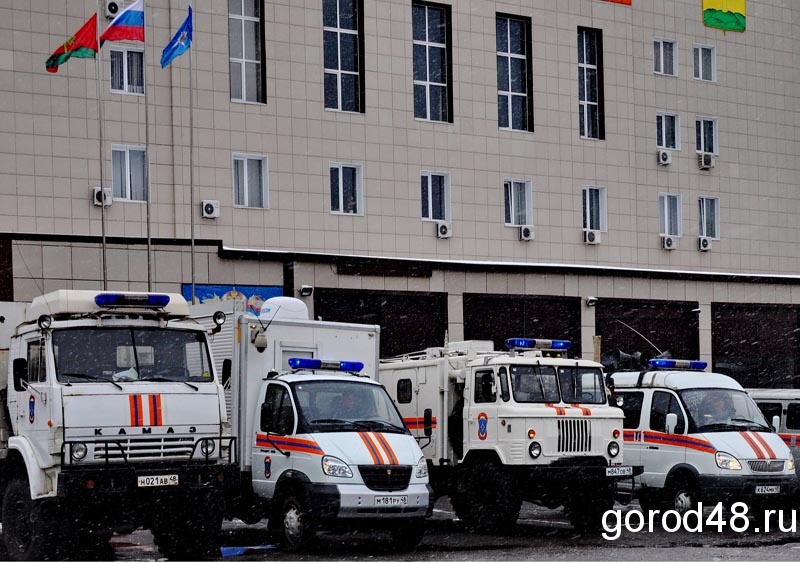 В «Металлурге-2» сгорел садовый домик В «Металлурге-2» сгорел садовый домик