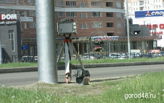 «Треноги» будут следить за липецкими авто 43 440 часов «Треноги» будут следить за липецкими авто 43 440 часов