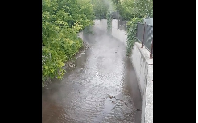 Река в центре Липецка оказалась заполнена кипятком Река в центре Липецка оказалась заполнена кипятком