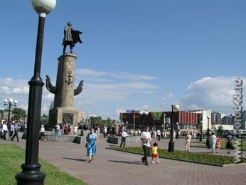 В Липецке проходит акция «Семья - семье» В Липецке проходит акция «Семья - семье»