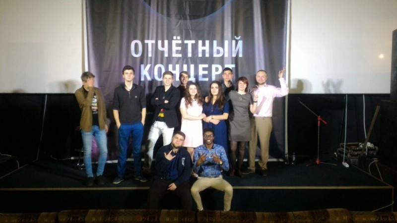 В Липецке выступили местные stand-up-комики В Липецке выступили местные stand-up-комики