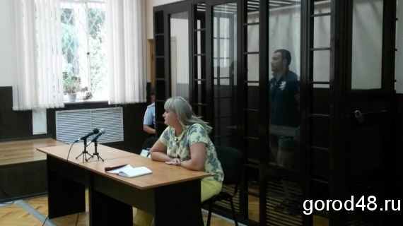 В Липецком районном суде арестован подозреваемый в разбойных нападениях В Липецком районном суде арестован подозреваемый в разбойных нападениях