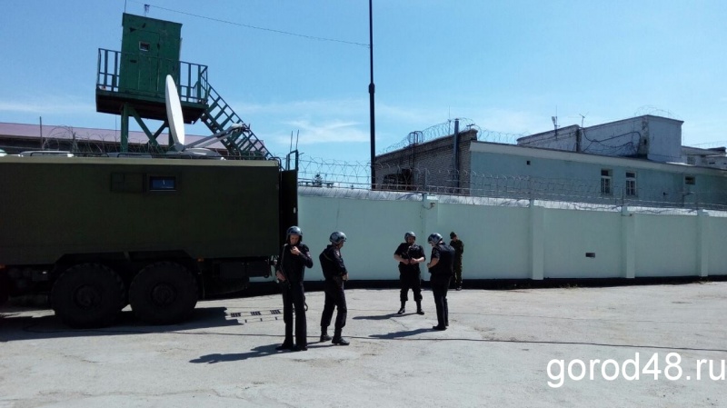 В Липецке отрабатывали пресечение теракта в колонии В Липецке отрабатывали пресечение теракта в колонии