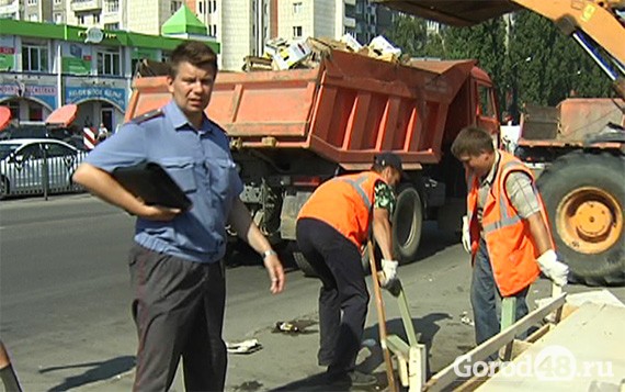 В Липецке решили бороться с уличной торговлей В Липецке решили бороться с уличной торговлей