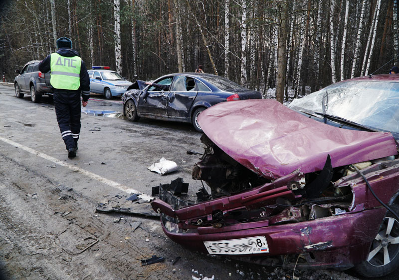 Поправки в УПК не позволят нарушителям ПДД сесть за руль до суда Поправки в УПК не позволят нарушителям ПДД сесть за руль до суда