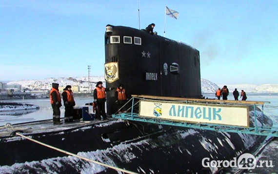 Грузовик с шефской помощью для подводников прибыл в Полярный Грузовик с шефской помощью для подводников прибыл в Полярный