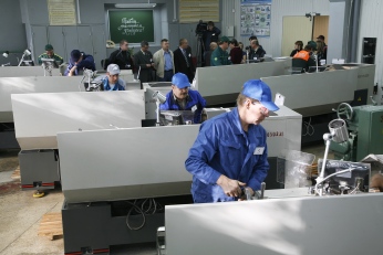 Работники НЛМК одержали победу на областном конкурсе профессионального мастерства Работники НЛМК одержали победу на областном конкурсе профессионального мастерства