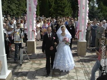 21 апреля в Липецке начнётся свадебный бум 21 апреля в Липецке начнётся свадебный бум