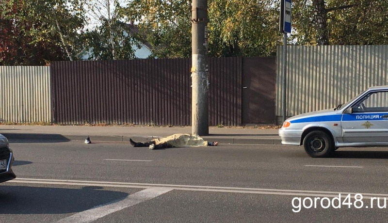 Понедельник начался с трагедии: на Октябрьском мосту погиб мужчина Понедельник начался с трагедии: на Октябрьском мосту погиб мужчина
