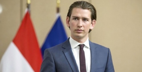 Глава МИД Австрии предложил отправить беженцев из ЕС в Грузию Глава МИД Австрии предложил отправить беженцев из ЕС в Грузию