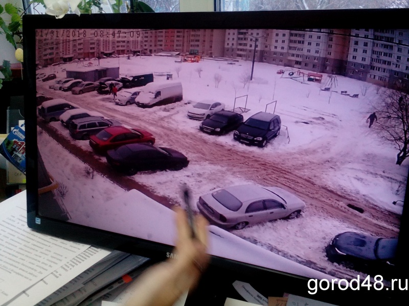Уборку Липецка от снега чиновники контролируют с помощью новых технологий Уборку Липецка от снега чиновники контролируют с помощью новых технологий