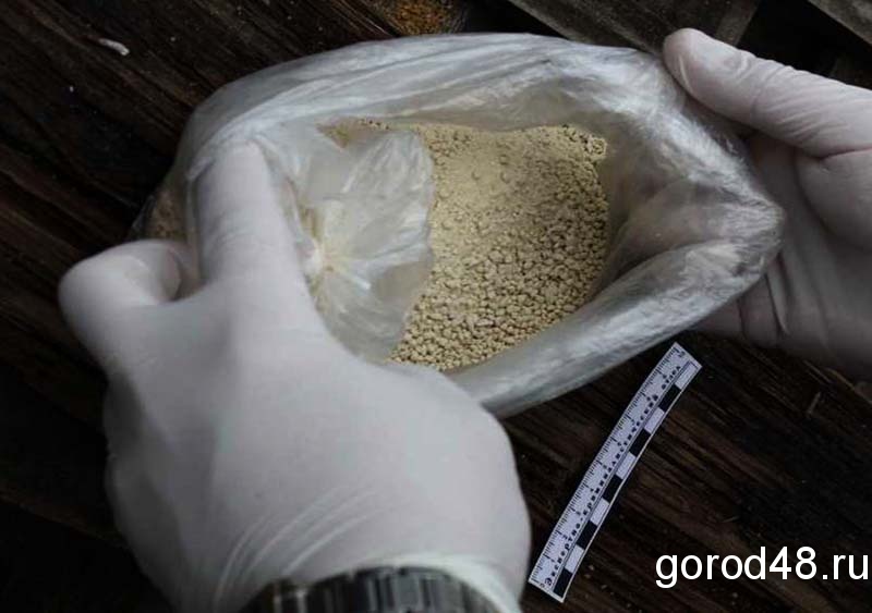 Оперативники УФСБ задержали на дороге под Липецком наркодилера из Средней Азии Оперативники УФСБ задержали на дороге под Липецком наркодилера из Средней Азии