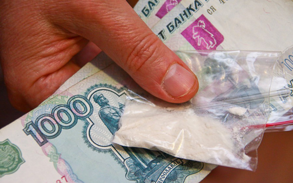 В суд уходит дело о крупной взятке полицейским и незаконном обороте наркотиков В суд уходит дело о крупной взятке полицейским и незаконном обороте наркотиков