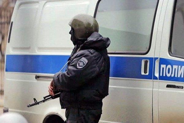 В Москве из-за угрозы взрыва эвакуировали ряд префектур и столичных управ В Москве из-за угрозы взрыва эвакуировали ряд префектур и столичных управ