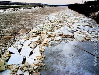 Река Дон побелела Река Дон побелела