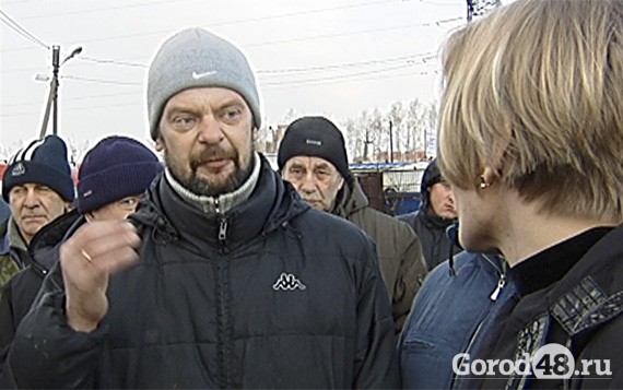 Продавцы авторынка возмущены действиями полиции Продавцы авторынка возмущены действиями полиции