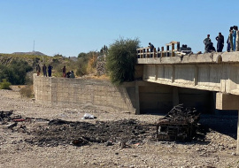 Более 40 человек погибли в ДТП с рухнувшим с моста автобусом в Пакистане
